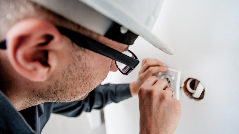 Merak edilen liste açıklandı! Maaşları en çok artan meslekler belli oldu 