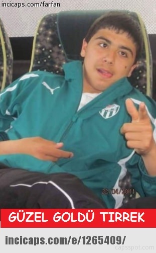 Foto - Maç bitti, capsler coştu!