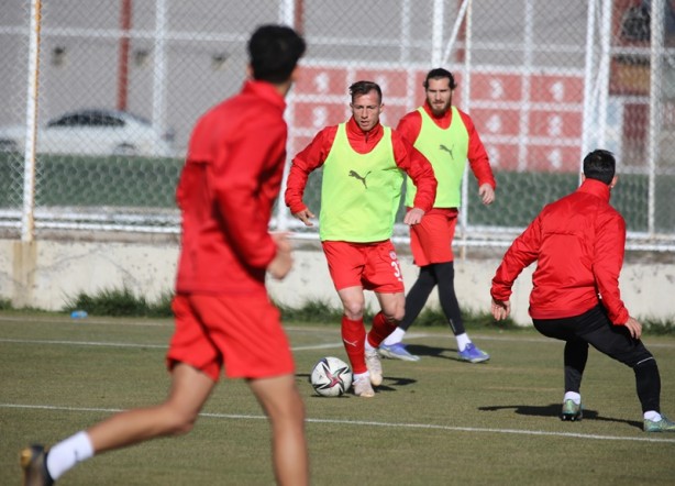 Foto - Maç hazırlıklarını tamamladılar