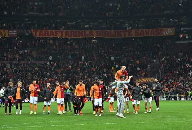 Maça saatler kala radikal karar çıktı: Galatasaray'da Okan Buruk'tan rotasyon formülü!