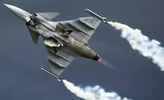 Macaristan'ın Türkiye taktiği tuttu! Savaş uçaklarını alıyorlar