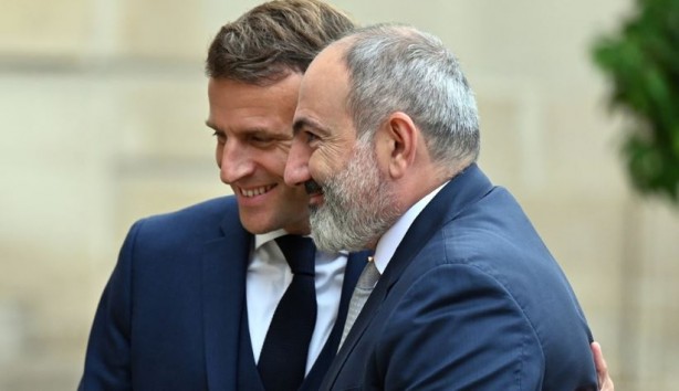 Foto - Macron: Ermenistan'a silah sağlamaya devam edeceğiz