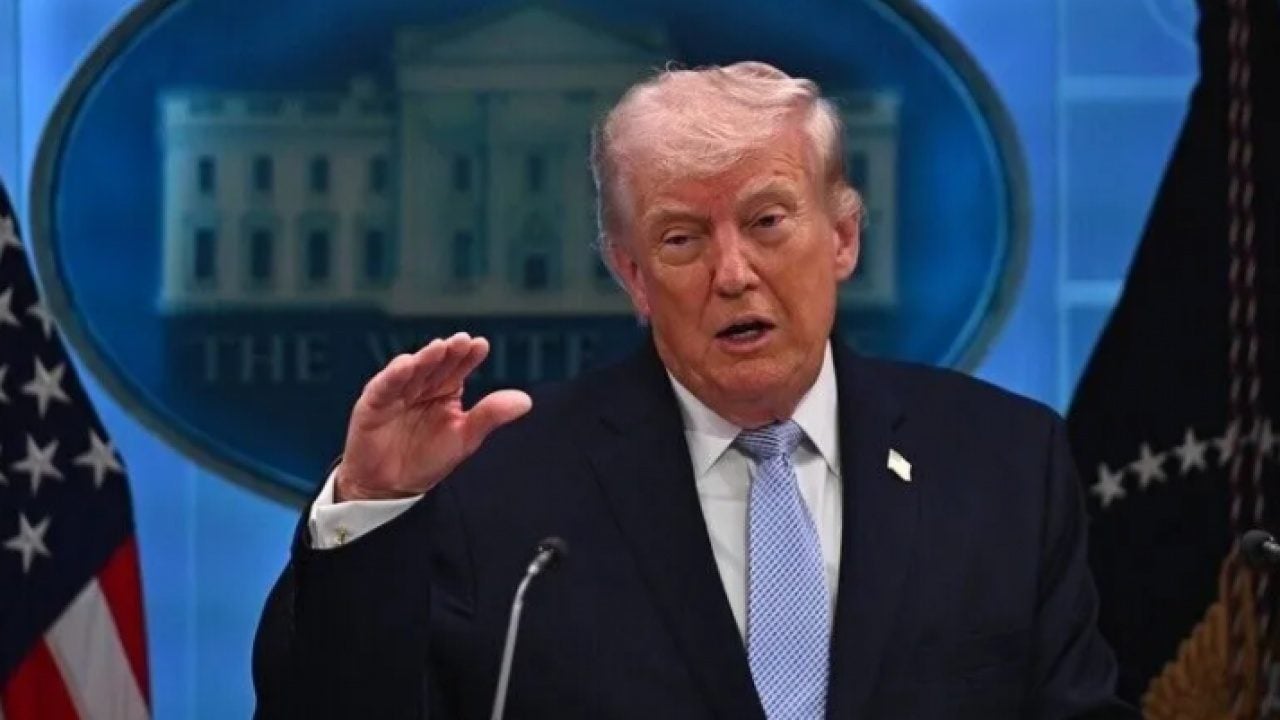 Foto - Macron korkudan isim veremedi: Trump'a aptal göndermesi!