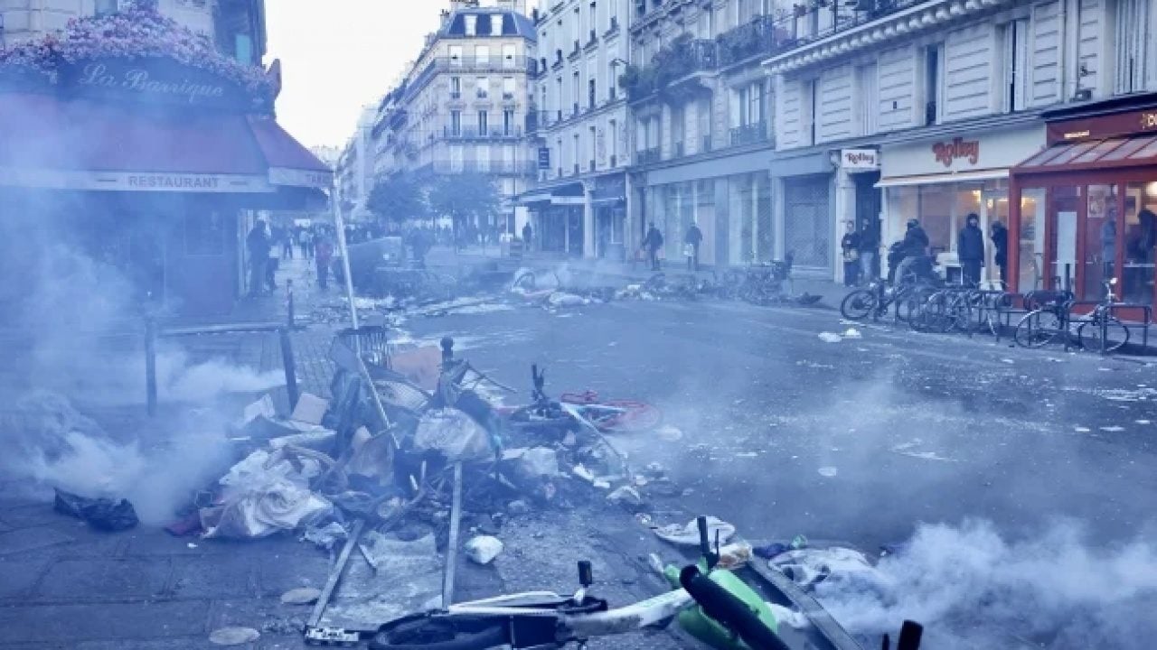 Foto - Macron korkudan isim veremedi: Trump'a aptal göndermesi!