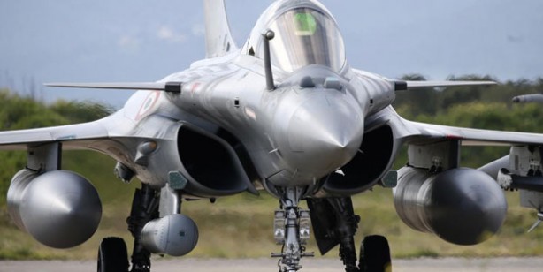 Foto - Macron, Ukrayna'ya savaş uçağı gönderilmesine sıcak bakıyor