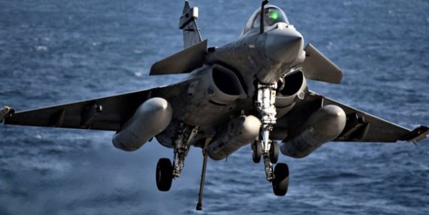 Foto - Macron, Ukrayna'ya savaş uçağı gönderilmesine sıcak bakıyor