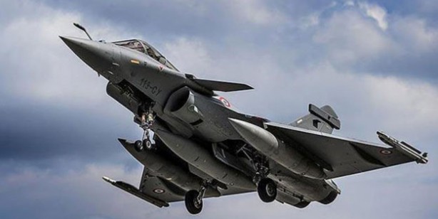 Foto - Macron, Ukrayna'ya savaş uçağı gönderilmesine sıcak bakıyor