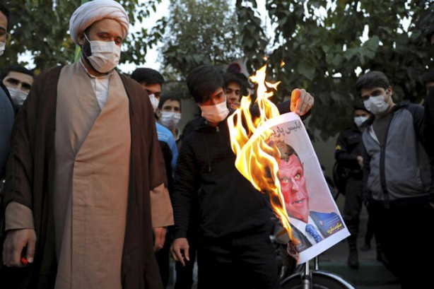 Foto - Macron'a büyük şok! Gece yarısı Fransa...