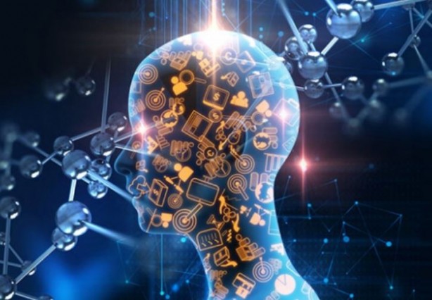 Foto - Macron’dan AB’ye yapay zeka uyarısı