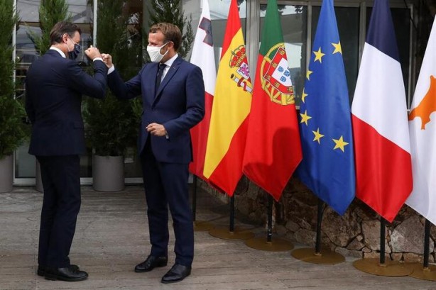 Foto - Macron'un istediği olmadı! Türkiye'ye saldırganlığı o iki ülke engelledi