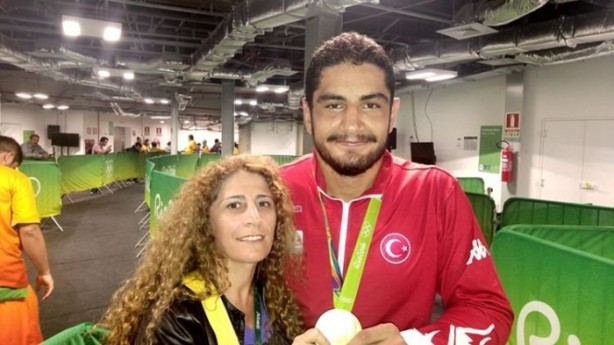 Foto - Madalyayı alınca Cumhurbaşkanı aradı...