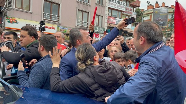 Foto - ‘Made in USA’ yazsaydı böyle olmazdı! CHP’den TOGG’u beğenen halka hakaret!