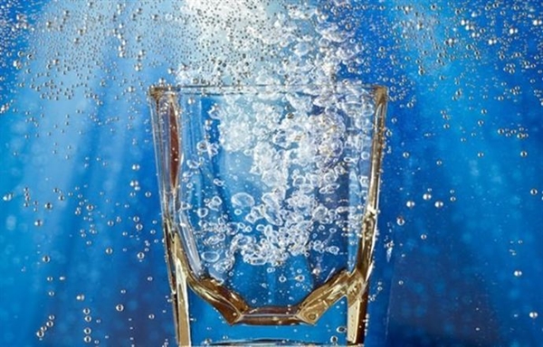 Foto - Maden suyu Alzheimer'dan koruyor