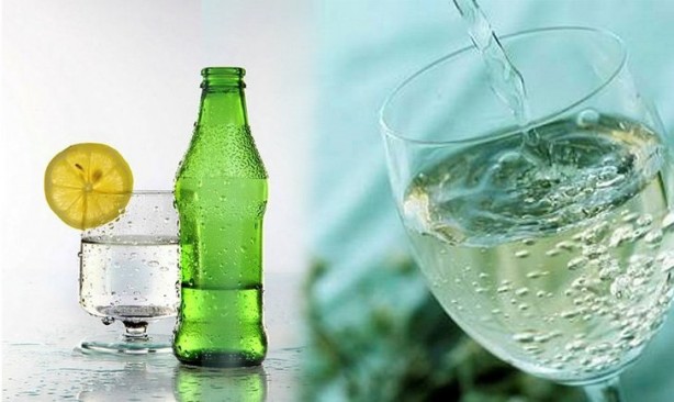 Foto - Maden suyu cilt lekelerini giderir mi? Doğal maden suyunun cilde faydaları nelerdir?