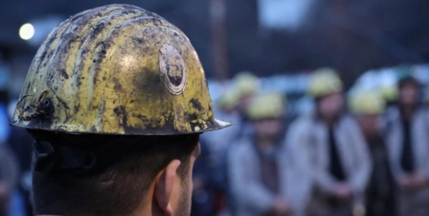 Foto - 10'dan fazla madenci kaçırıldı! O ülkede herkes teyakkuza geçti