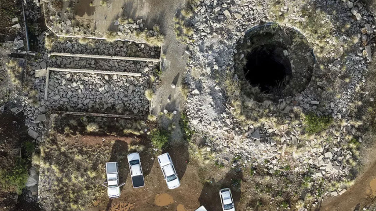 Madenciler yerin altındaki altınlar için devlete kafa tutuyor! Teslim olmuyorlar, yamyamlığa başladılar