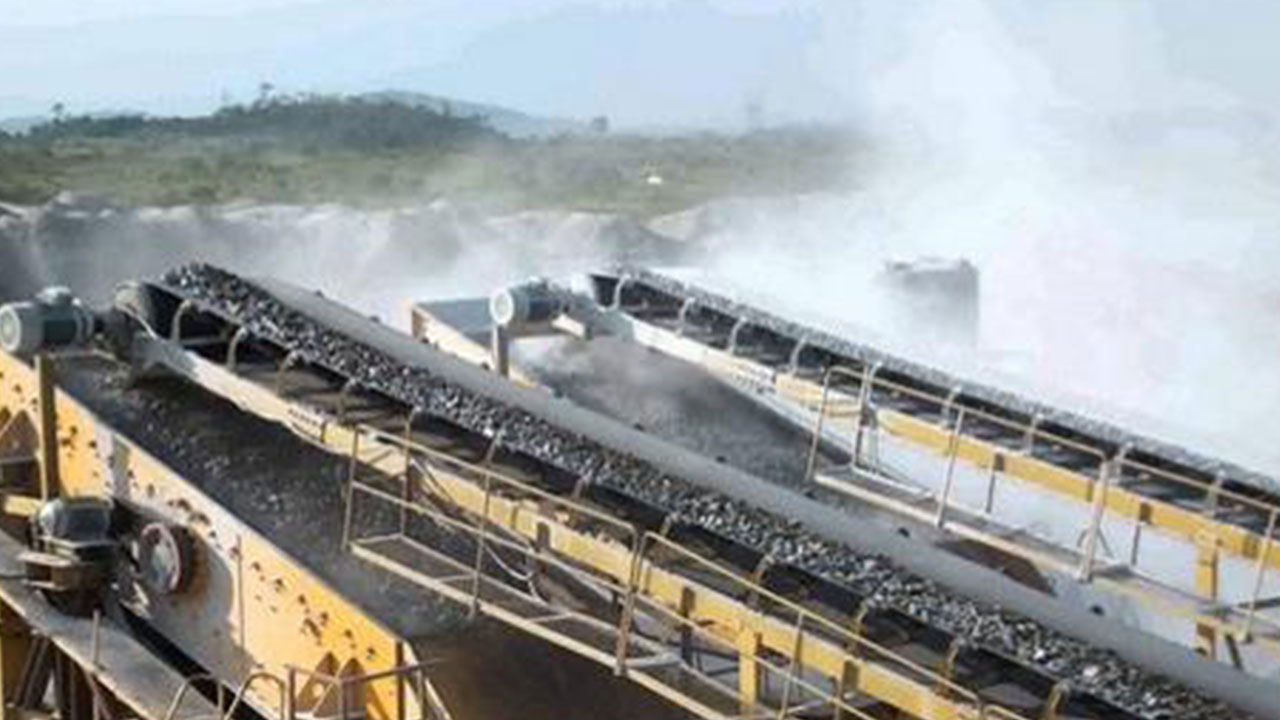 Foto - Madenciler yerin altındaki altınlar için devlete kafa tutuyor! Teslim olmuyorlar, yamyamlığa başladılar