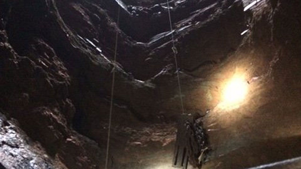 Foto - Madenciler yerin altındaki altınlar için devlete kafa tutuyor! Teslim olmuyorlar, yamyamlığa başladılar