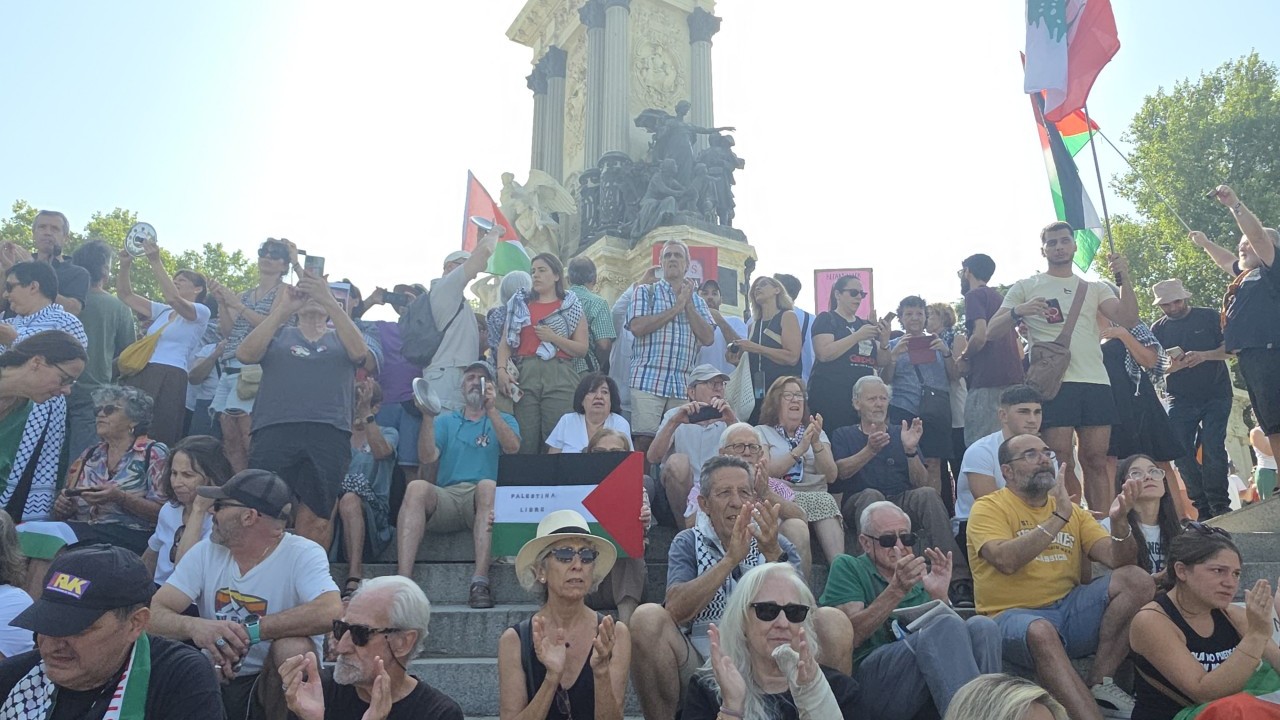 Foto - Madrid’de on binler Filistin için sokağa indi