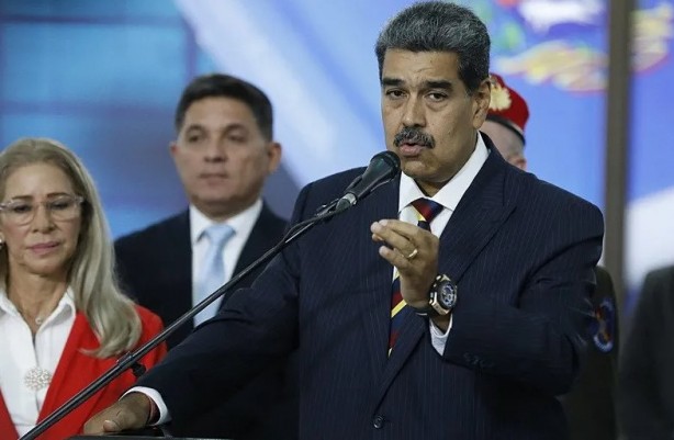 Foto - Maduro’dan sevgi seli! Bakın Türk heyetini nasıl karşıladı