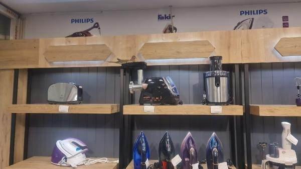 Foto - Mağazaya giren kuş, öyle bir yere yuva yaptı ki...