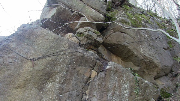 Foto - Mahalle sakinleri diken üstünde! Yağmur yağdıkça yürekleri ağızlarına geliyor