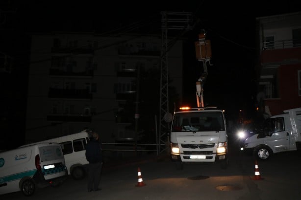 Foto - Mahallede 'doğalgaz' paniği! Korkuyla sokağa fırladılar