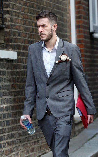 Foto - Mahkeme bebeğin ölmesini istedi! Tepkiler çığ gibi büyüdü!