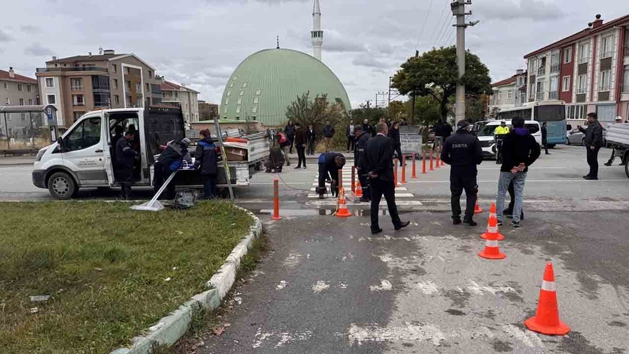 Foto - Mahkeme kararı verildi: Cadde yaya ve araçlara kapatıldı