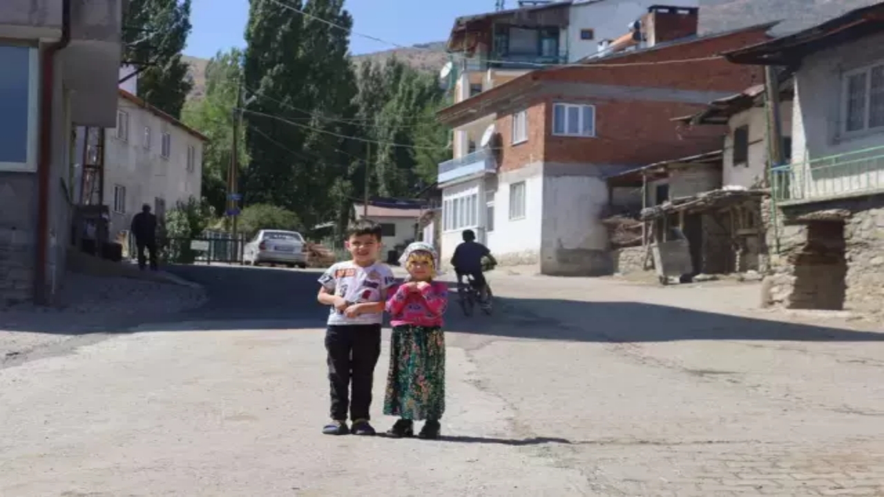 Foto - Mahkeme tam 12 yılda karar verdi, haberi alan köylüler havaya uçtu