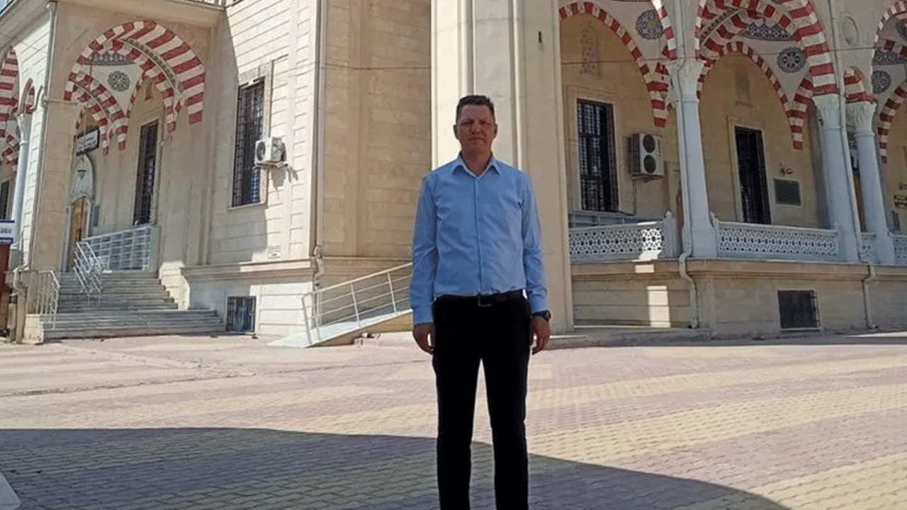 Foto - Mahkemeden cuma namazı için emsal karar!