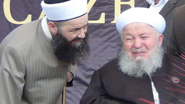 Foto - Mahmud Efendi (Ustaosmanoğlu) ameliyat mı olacak? Mahmud Efendi’nin hastalığı ne?