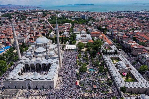 Foto - Mahmut Efendi'nin tabutunun üzerindeki örtü dikkat çekmişti! Sırrı çözüldü