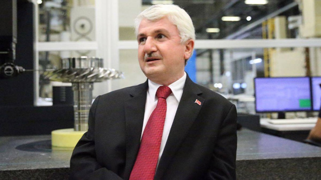 Foto - Mahmut Faruk Akşit Türkiye'ye müjdeyi verdi: 45 saat havada tutuyor