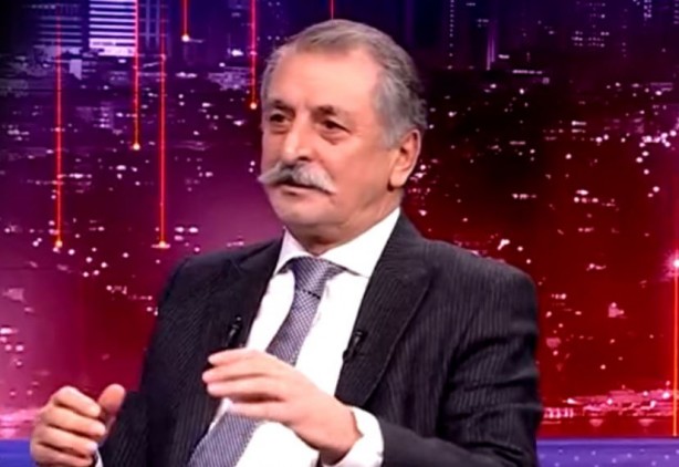 Foto - Mahmut Övür'den dikkat çeken yazı: Hepsine çökeceğiz