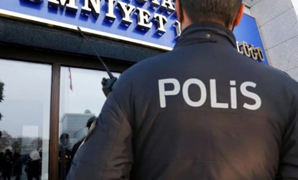 Foto - Mahmut Övür'den dikkat çeken yazı: Hepsine çökeceğiz