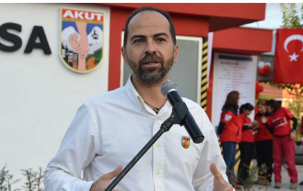 Foto - Mahruki, apartmandaki küçük kızlara cinsel istismarda bulunmak için fırsat kolluyor!" Ben de düşünce özgürlüğümü kullanabilir miyim? Tamam mıyız Mahruki?