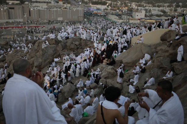 Foto - Mahşer provası... Milyonlarca hacı adayı Arafat'ta