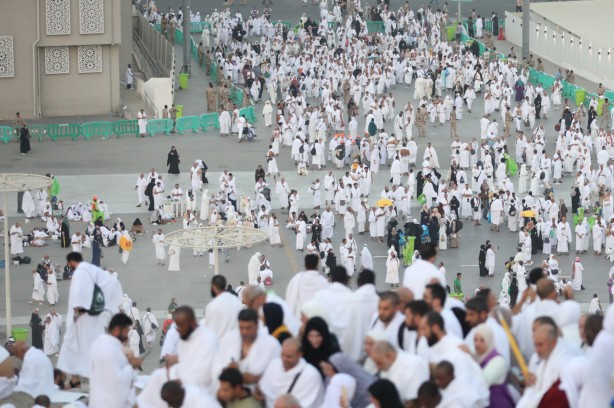Foto - Mahşer provası... Milyonlarca hacı adayı Arafat'ta