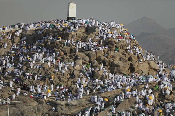 Foto - Mahşer provası... Milyonlarca hacı adayı Arafat'ta