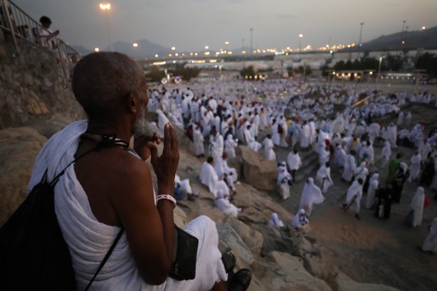 Foto - Mahşer provası... Milyonlarca hacı adayı Arafat'ta