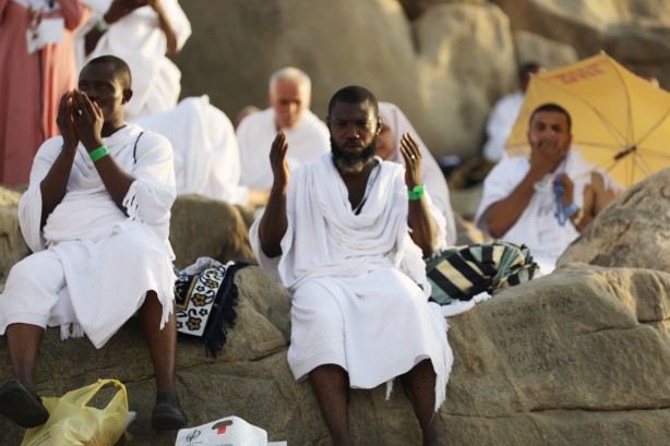Foto - Mahşer provası... Milyonlarca hacı adayı Arafat'ta