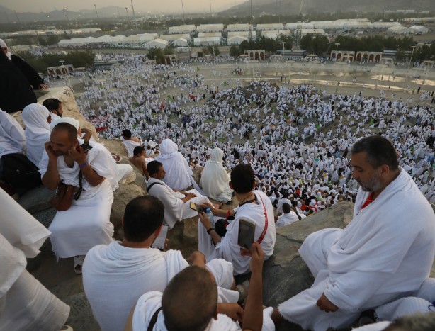 Foto - Mahşer provası... Milyonlarca hacı adayı Arafat'ta