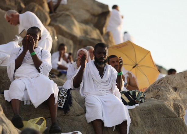 Foto - Mahşer provası... Milyonlarca hacı adayı Arafat'ta