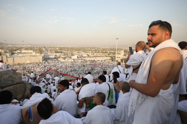 Foto - Mahşer provası... Milyonlarca hacı adayı Arafat'ta