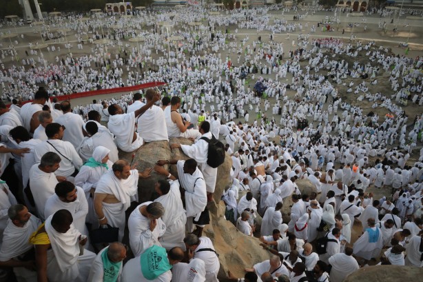 Foto - Mahşer provası... Milyonlarca hacı adayı Arafat'ta