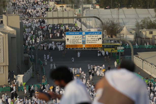 Foto - Mahşer provası... Milyonlarca hacı adayı Arafat'ta