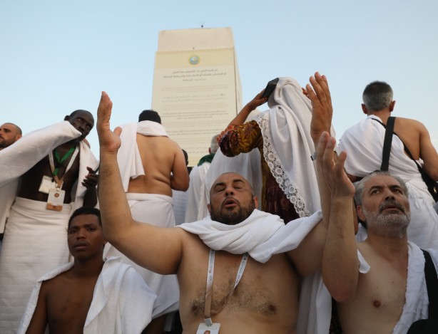 Foto - Mahşer provası... Milyonlarca hacı adayı Arafat'ta