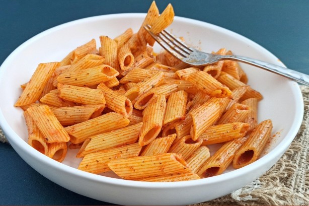 Makarnayı asla dışarıda bırakmayın! Öyle bir hastalığa davetiye çıkarıyor ki...