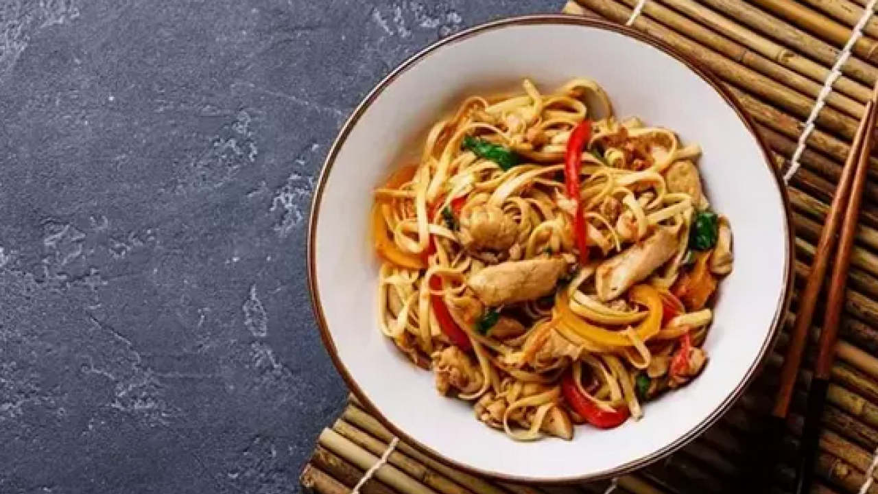 Foto - Makarnayı yıllardır yanlış tüketiyormuşuz! Lezzetini 10'a katlıyor: